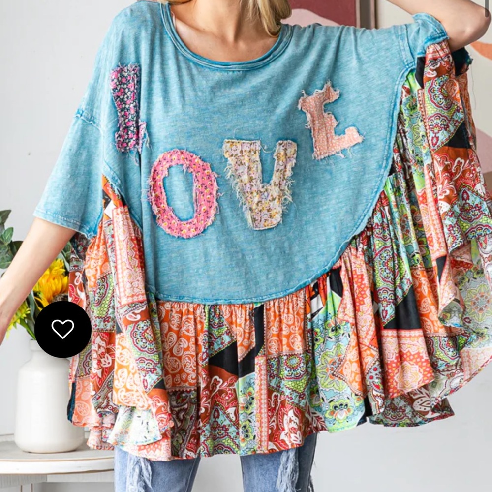 OH878–🚨LAST ONE) OLI AND HALI—WASHED ROUND NECK LOVE PATCHWORK - Picture 5 of 8